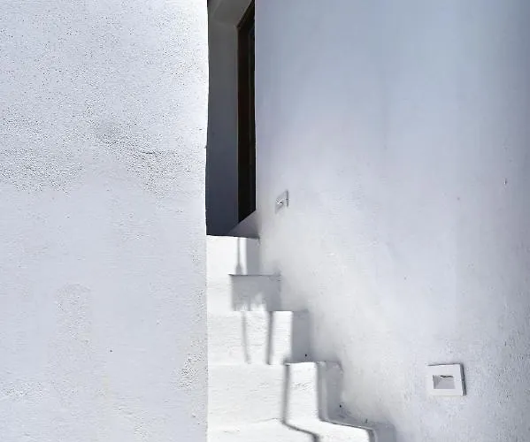 La Sirena Guest house *